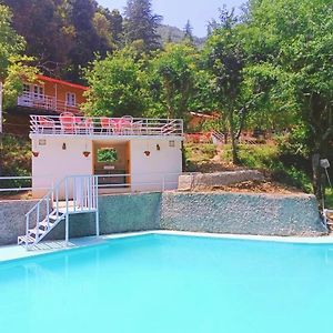 Aamod At Shoghi Luxury Cottage Resort
